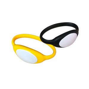 Exchangeable RFID NFC Mini Card Insert Silicone Payment Wristband