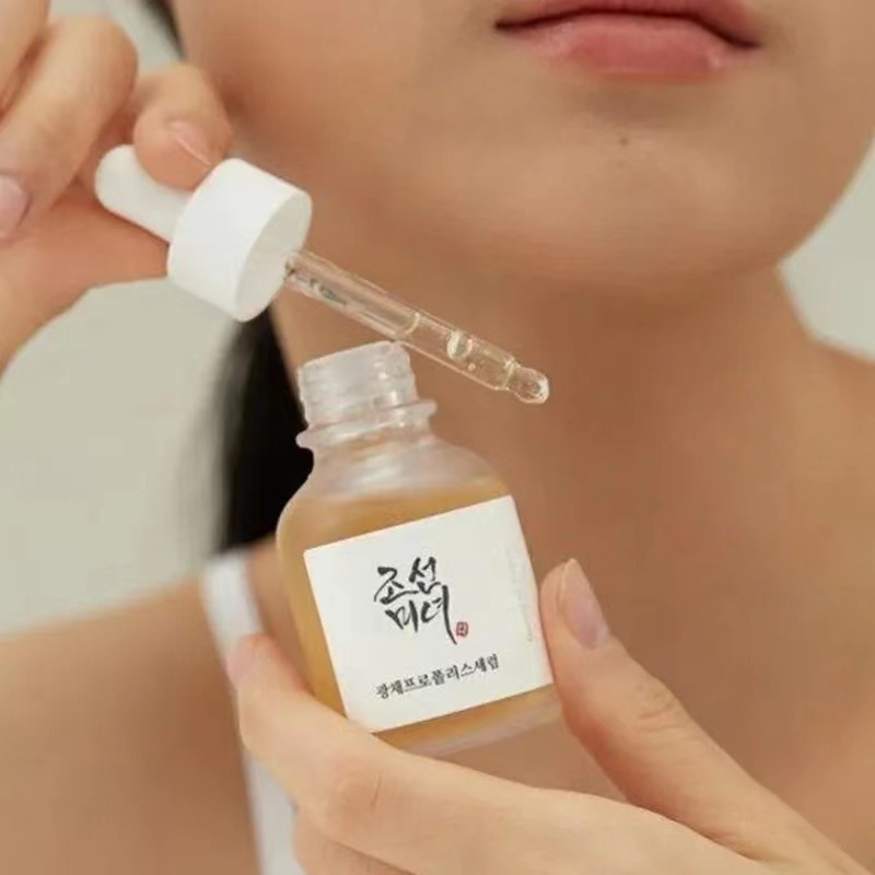 Tea Essence Niacinamide Facial Whitening Skin Pore Contraction Anti-aging Serum Adult Green Liquid OEM Face Skin Lightening 30ml