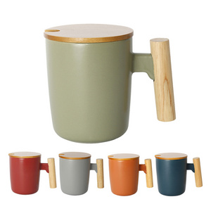 Wholesale Logo Gift Items Wooden Handle Ceramic Coffee Cups Mugs with Color Box Packing Ceramic Mug with Bamboo Lid