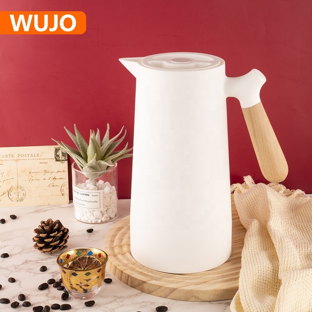 WUJO Ins style Custom 1L Eco-Friendly Double Wall Vacuum Glass Liner Plastic Carafe Tea Kettles Coffee Pot With Wooden Handle