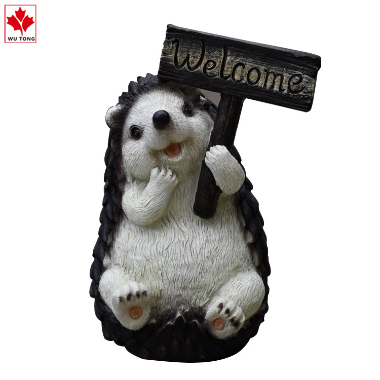 Factory customized resin garden decorations animal welcome sign hedgehog statue