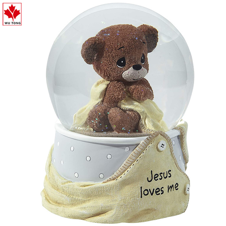 Customized Souvenirs Resin Little Bear Water Ball Polyresin Animal Snow Globe Water Globe For Gifts