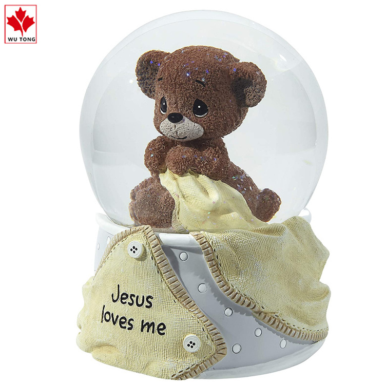 Customized Souvenirs Resin Little Bear Water Ball Polyresin Animal Snow Globe Water Globe For Gifts