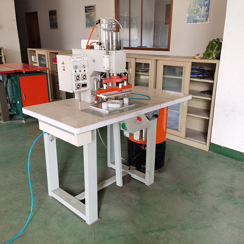 8 kw High Frequency Plastic TPU PU Leather Embossing Stamping Welding Machine for Leather Shoes Upper Embossing / Mat Embossing