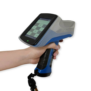 Handheld X-ray fluorescence spectrometer for metal analysis