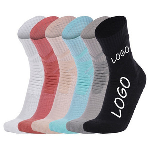 WUYANG FACTORY Custom small MOQ design logo made unisex mid tube sports football gym crew socks