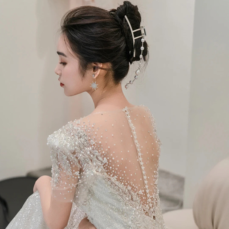 2022 Wholesale luxury silver beaded wedding dress with unique mermaid ruffles bling mermaid tail wedding dresses bridal gown