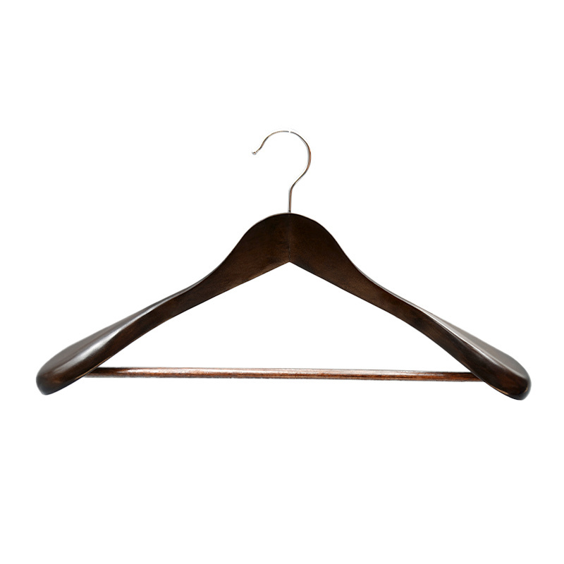 Custom Luxury Wooden Hangers Black Suit Cedar Wood Hangers For Clothes Cabides De Madeira Cintres