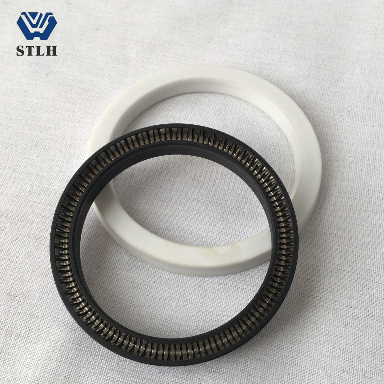 Radial Spring Energized Seals PTFE Nested Spring Energized Seals