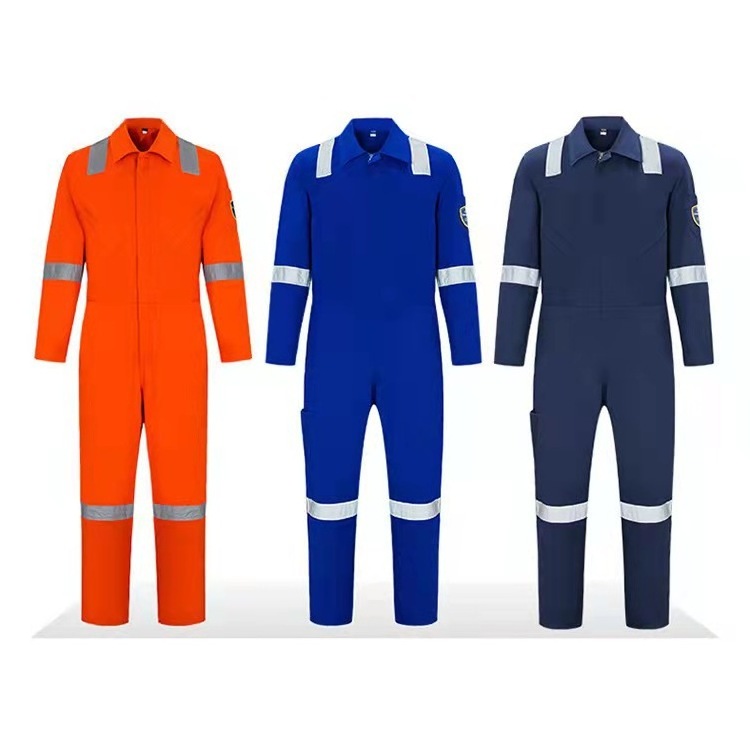 Wholesale Workwear  Cotton Flame Retardant Coverall Fire Resistance Clothing Pilot Coveralls with Reflector