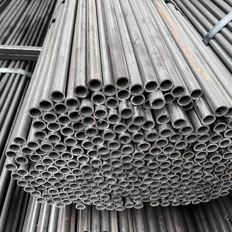 Factory Suppliers Q235 Q345 Carbon Steel Welded Round Pipe A53 A106 Customized Seamless Welded Pipe Galvanized Steel Pipe