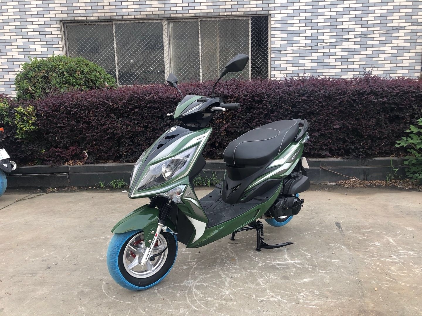 SCOOTER 125CC 150CC High Power CYGNUS ZHENSHEN EFI ABS  model  racing motorcycle