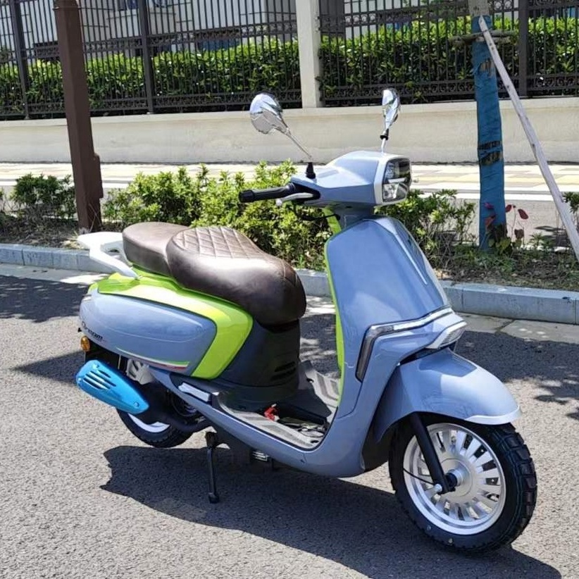 Latest Model Good Performance Stong Quality JINLANG 150cc Engine Gas Powered Motor Scooter 50cc