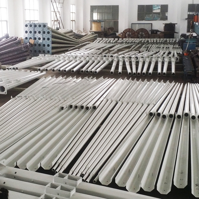 2024 new stock hot dip galvanized mid hinged folding street lighting steel pole