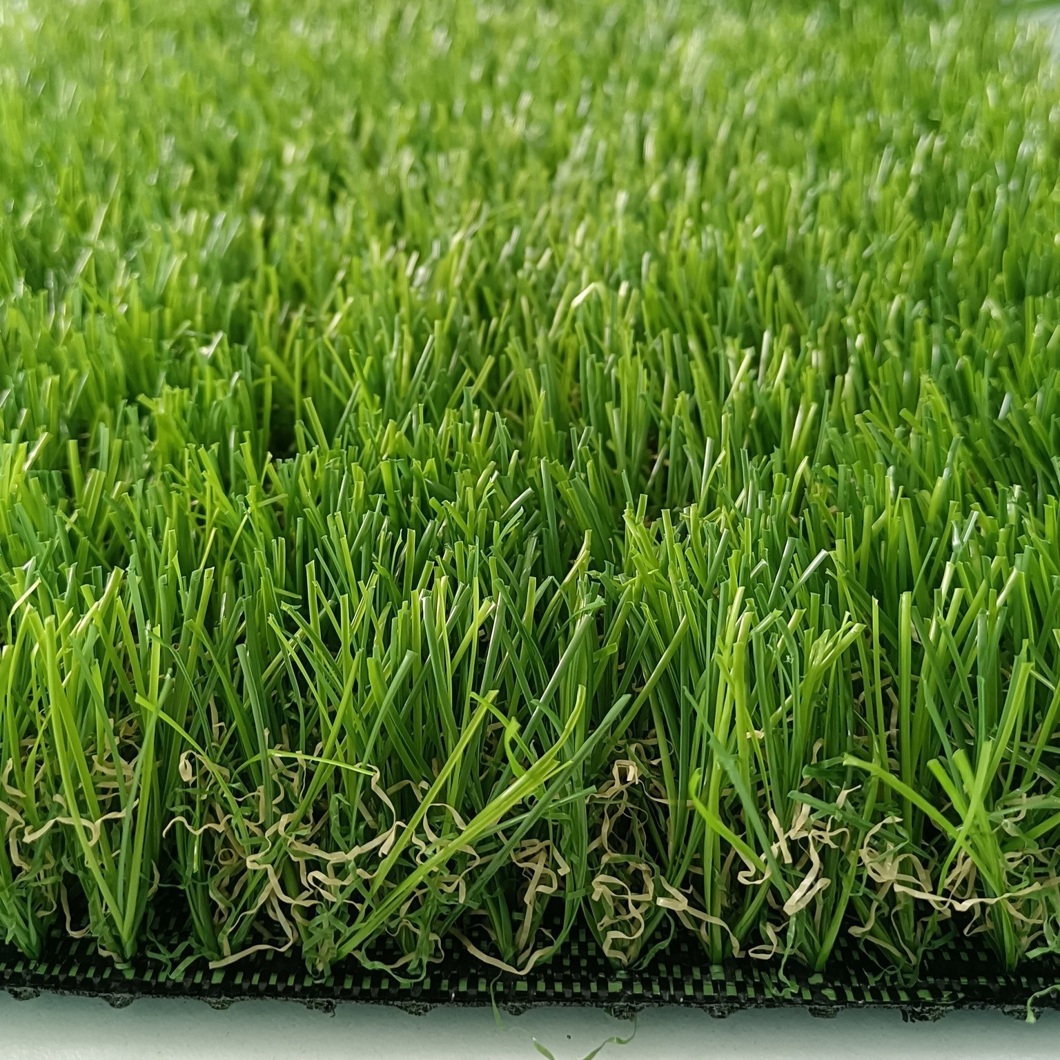 Soft Green Grass Carpet Landscape Synthetic Lawn Carpet Artificial Grass Roll For Gym Garden Wall