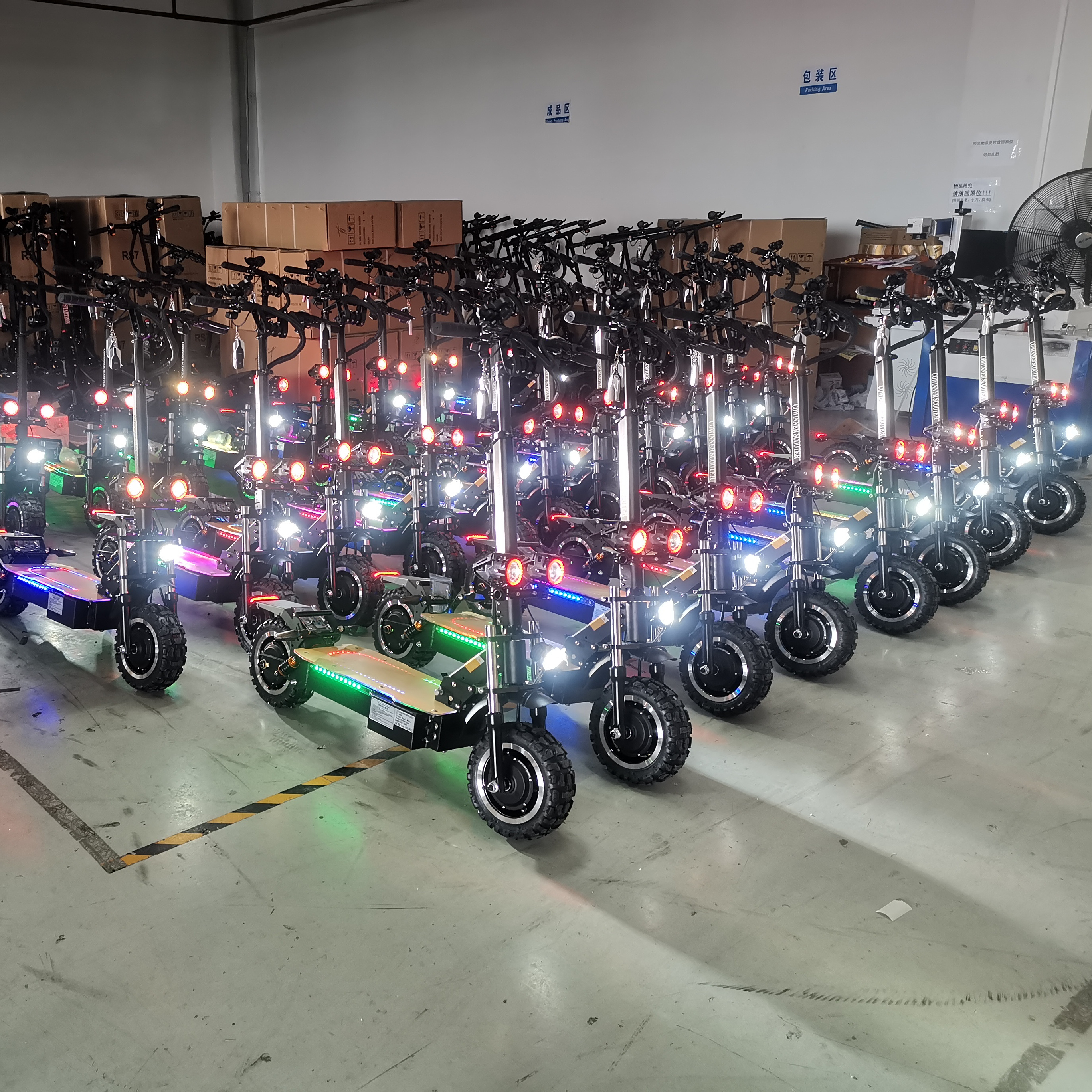 free shipping Eu Warehouse 11 inch High Speed Dual Motor 2 Wheel Folding 5600w Electric Scooters For Adult