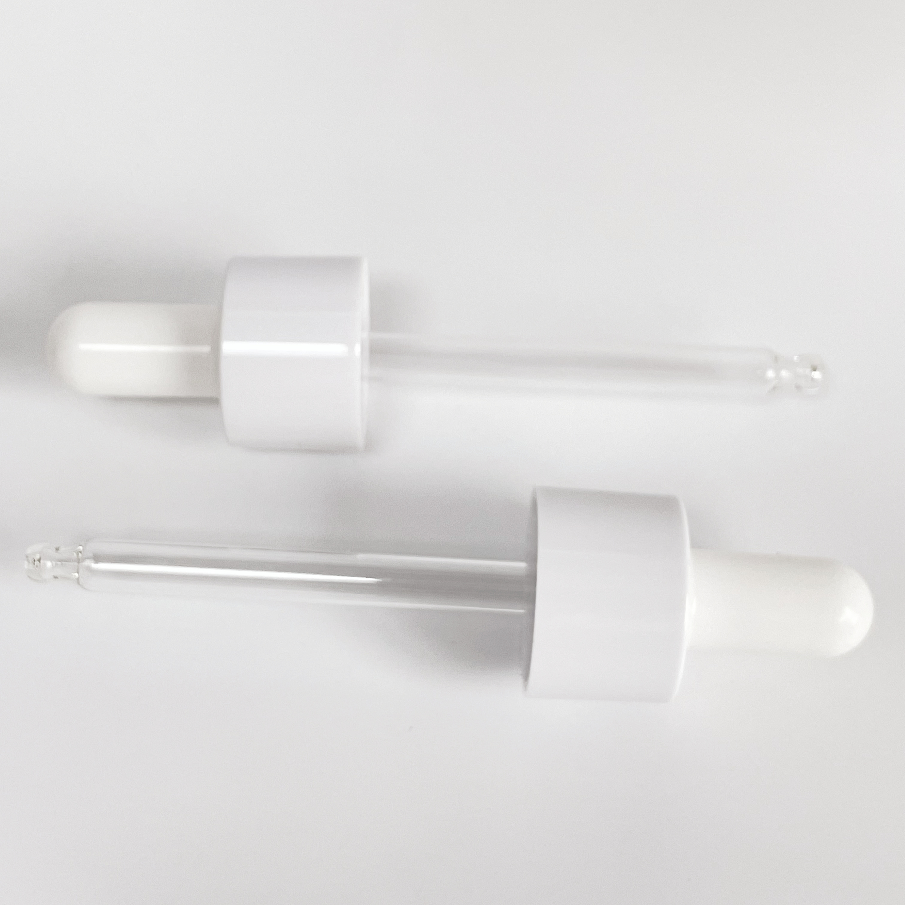 24/410 ABS PP Plastic White Dropper Cap With Pipette