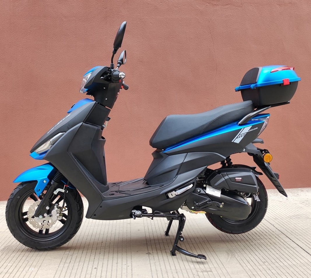 4 Stroke multi color 2 Gas / Diesel EEC 50cc scooter EURO 5