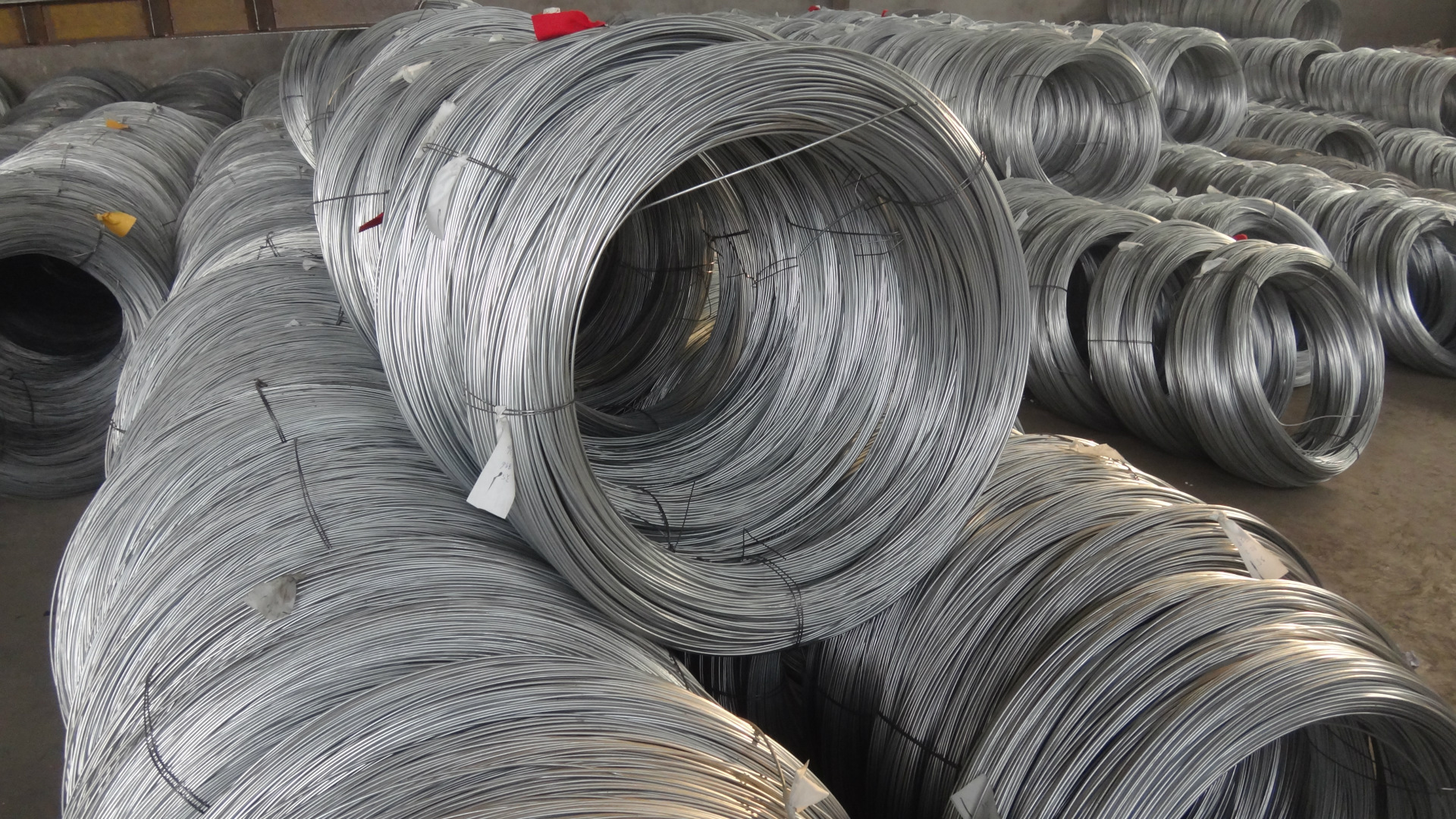 low carbon hot dipped 2.6mm  galvanized steel wire with factory price