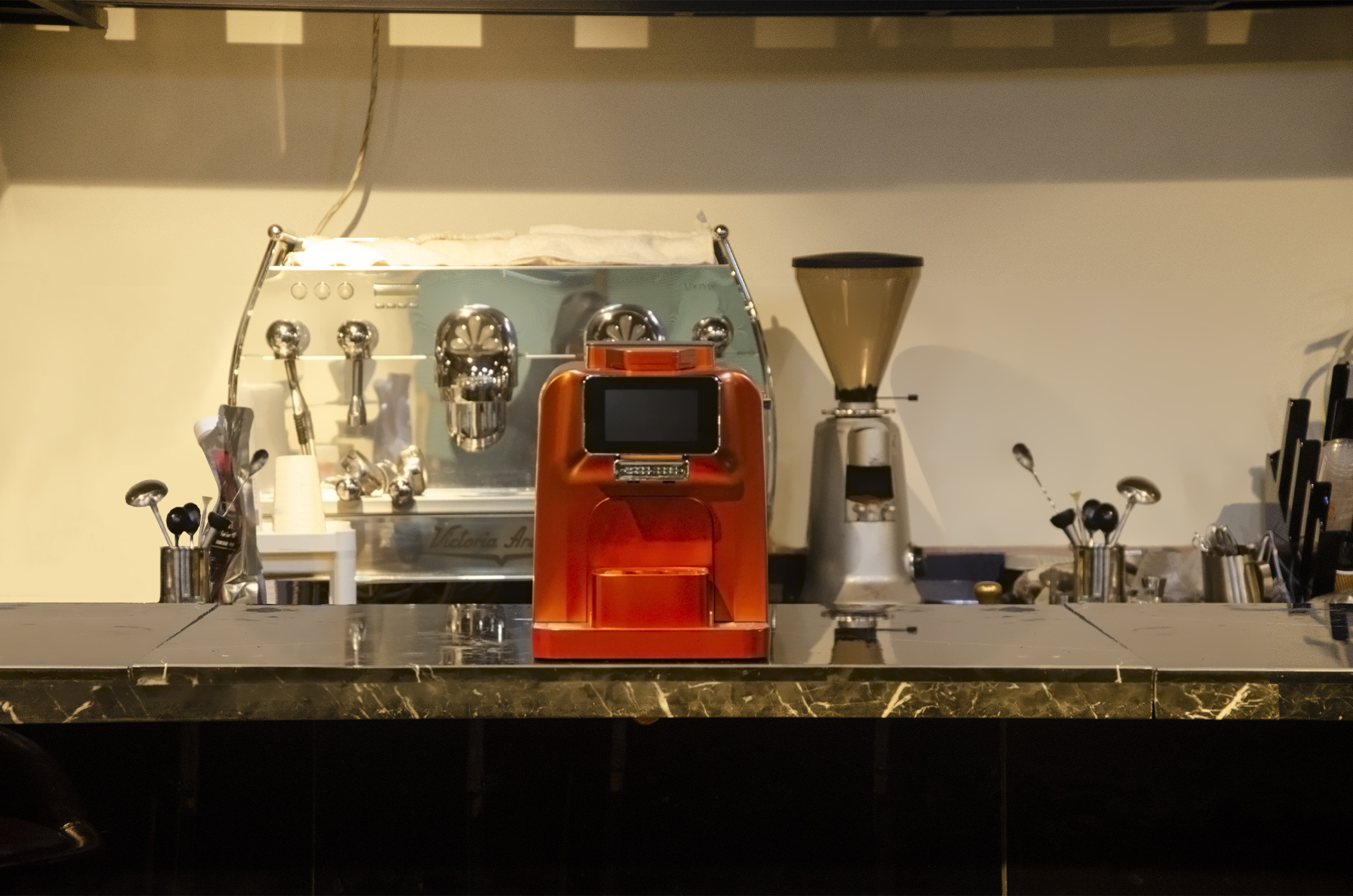 Super automatic commercial italian espresso coffee machine with grinder espresso machine with milk frother coffee maker