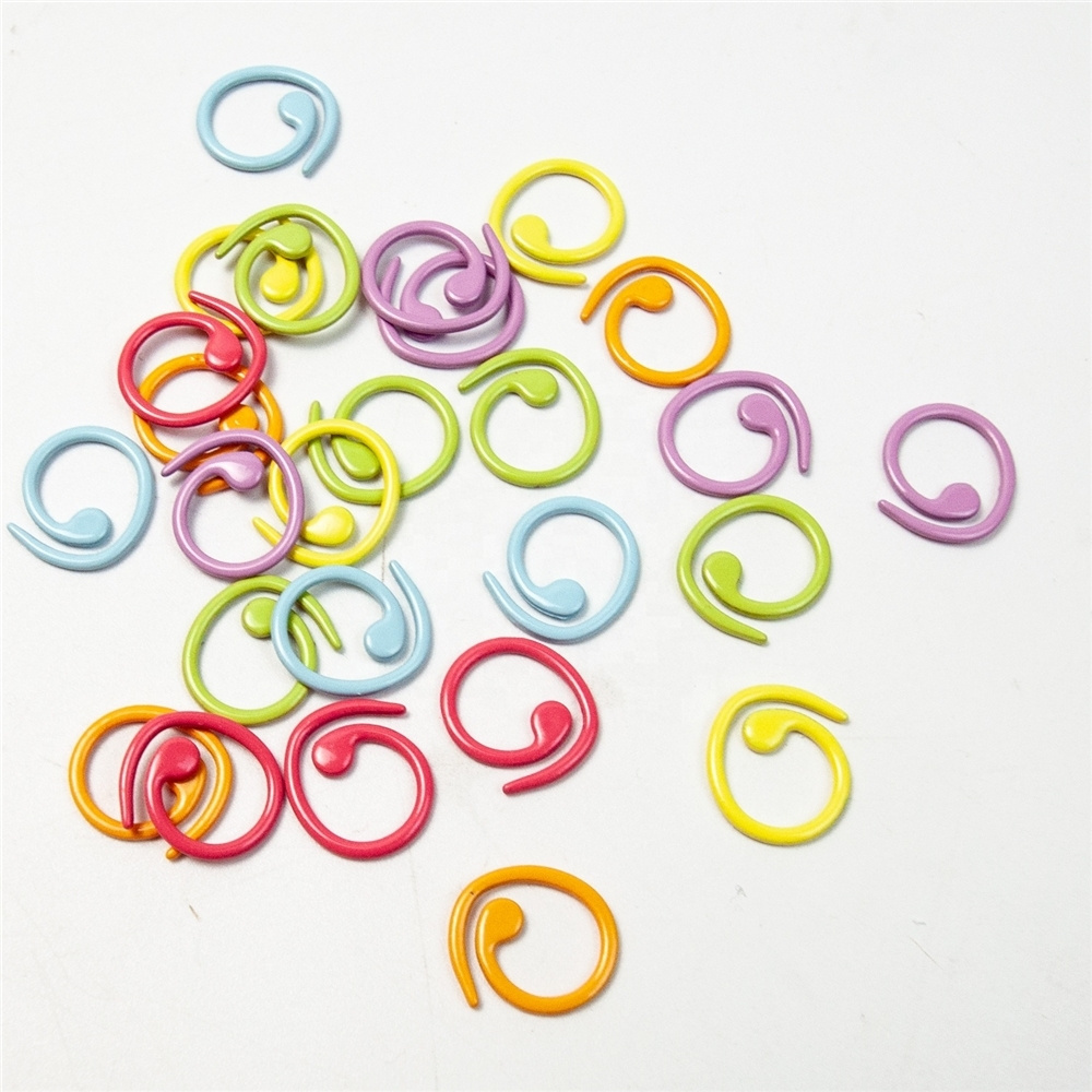 30 Pieces Knitting Random Colored Stitch Markers Crochet Locking Knitting Stitch Counter