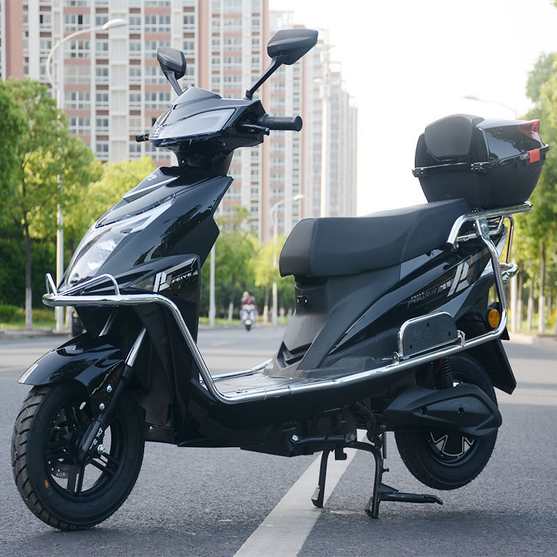 Cool newest design customize 2000w powerful electric motorcycle powered electric mopeds scooter with pedals