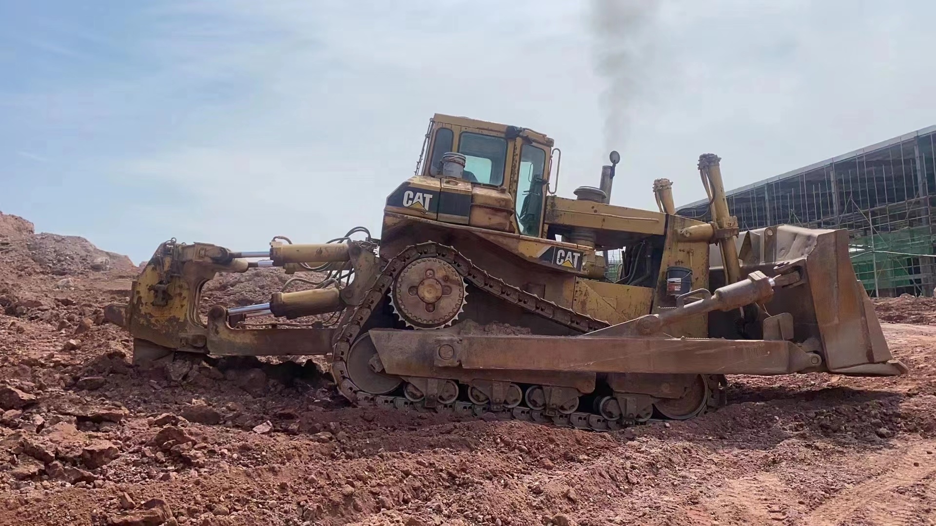 High efficiency Good Condition CAT D 9 Used Dozer Bulldozer 452 HP 50 Ton Caterpillar Crawler Dozer Bulldozers Ripper For Sale