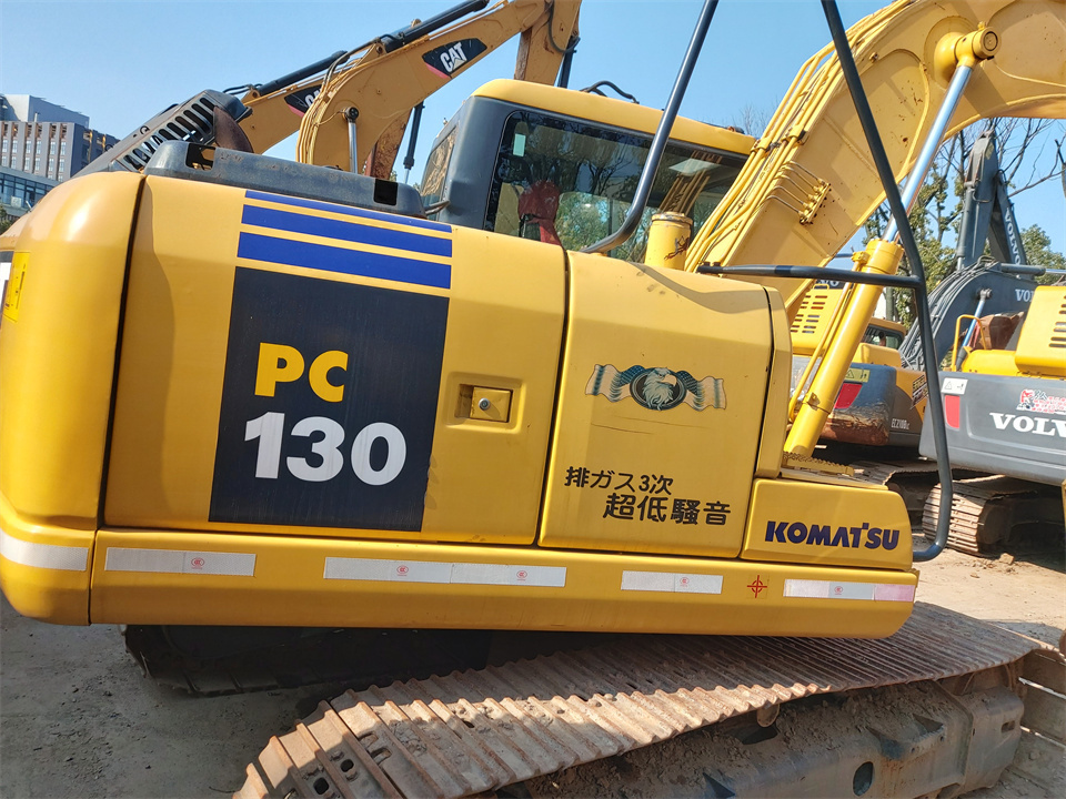 Komatsu 200 13T Used Excavator Machine Excavator for Sale 78 PC130 PC 2019 Provided Kawasaki Cheap Used Pump Machines 3000