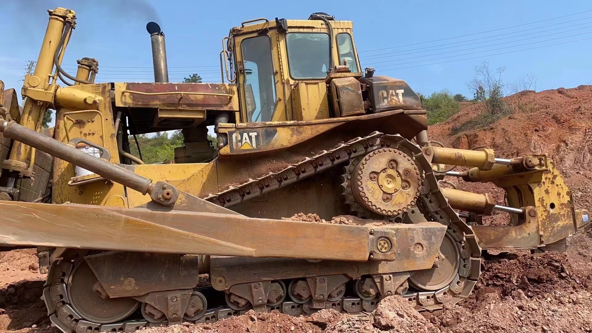 High efficiency Good Condition CAT D 9 Used Dozer Bulldozer 452 HP 50 Ton Caterpillar Crawler Dozer Bulldozers Ripper For Sale