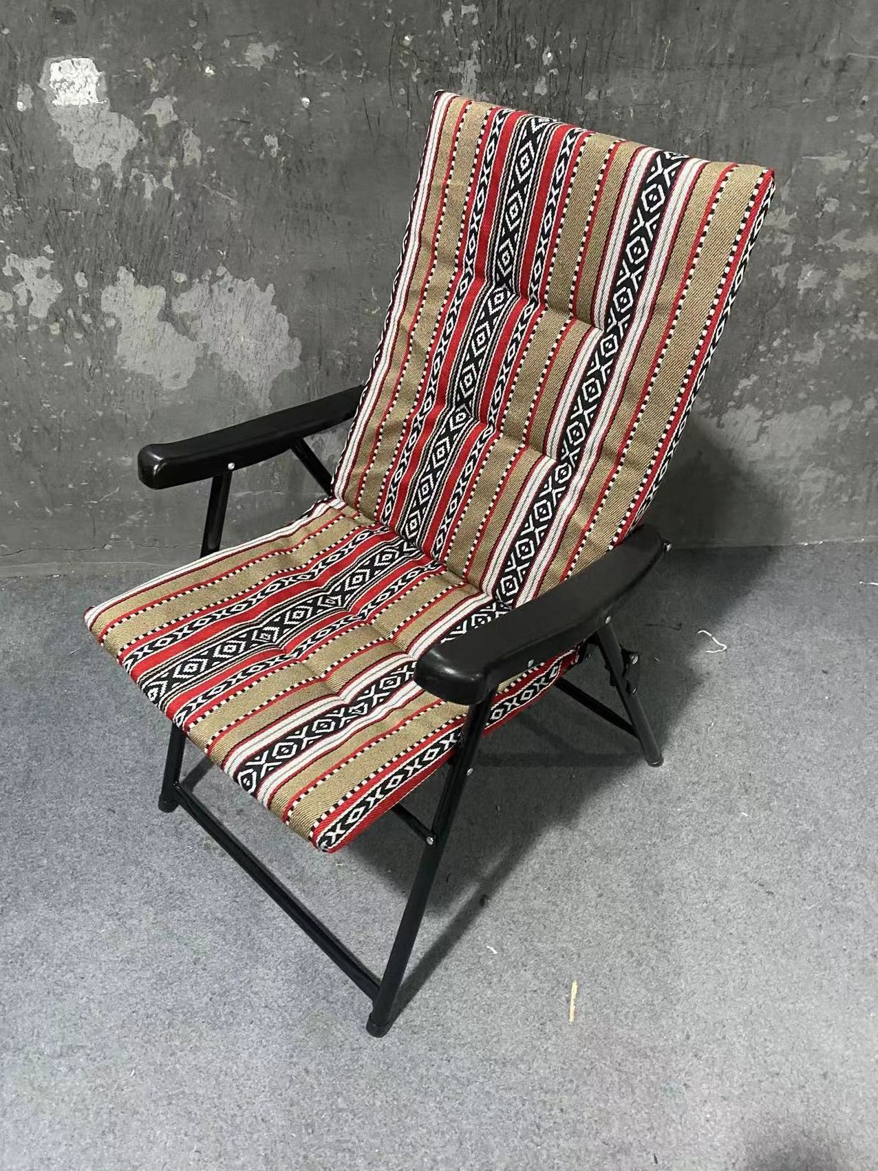 Portable Folding Leisure Lazy for Camping Picnic Patio outdoor indoor Saudi Sadu Fabric Arabic chair  With Cushion