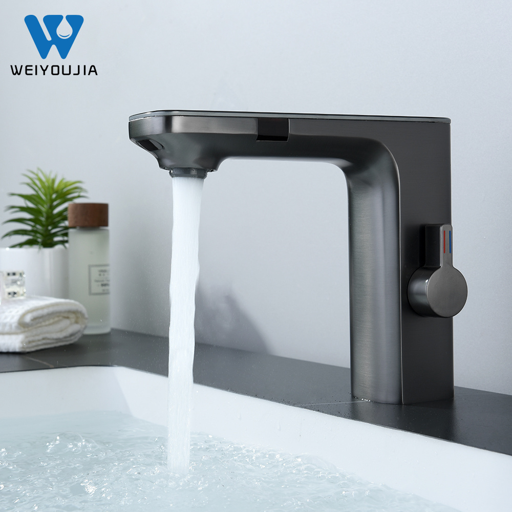 New design sensor smart digital touchless faucet with temperature display for bathroom