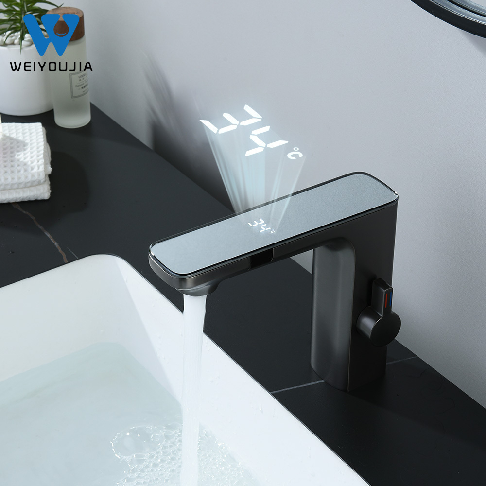 New design sensor smart digital touchless faucet with temperature display for bathroom