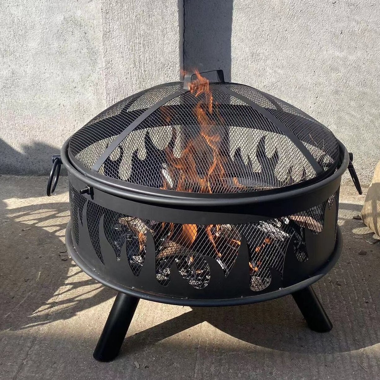 Outdoor Heating Fire Pit  Camping New Design Backyard/ Garden wood burning BBQ with Cover