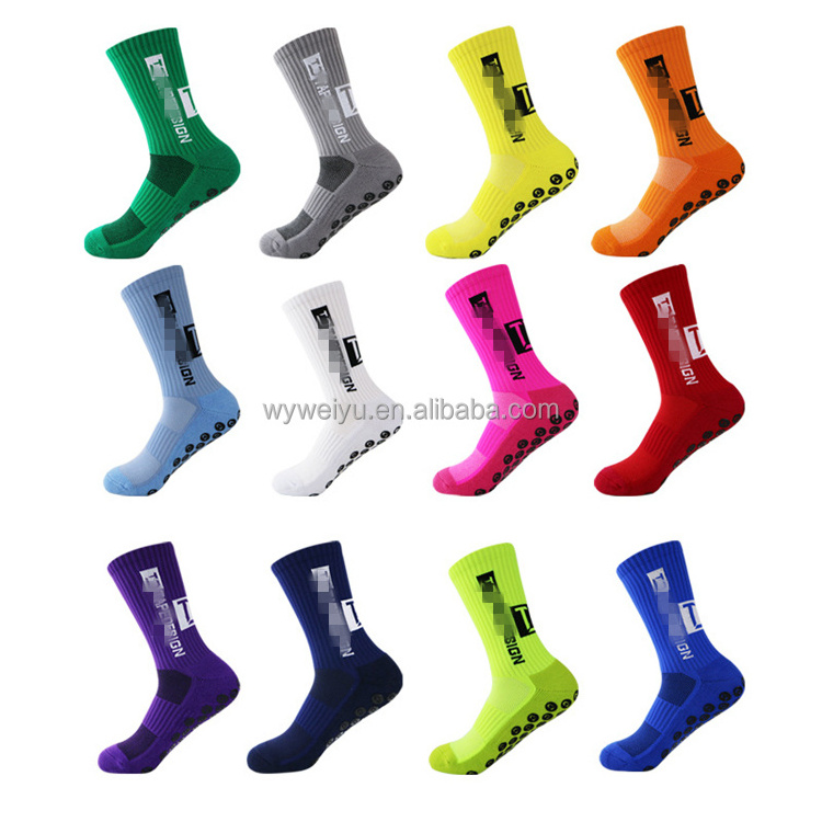 2023 New Grip Socks Football Soccer White Anti Slip Men Sport Socks Custom Non Slip Football Socks