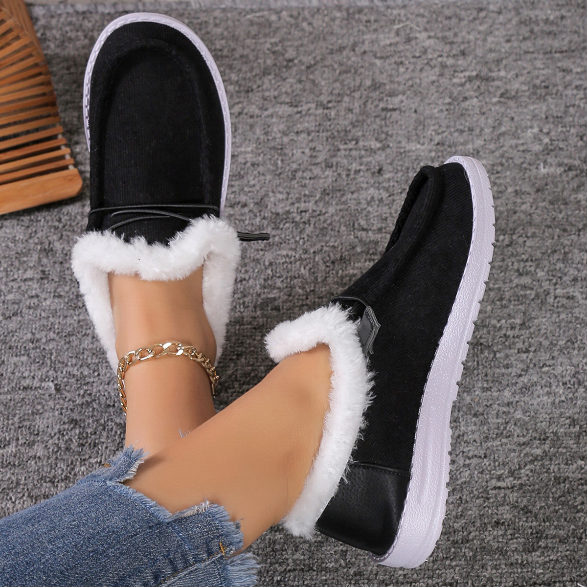 Factory Direct Wholesale Winter Warm Sheepskin Fur Boots Waterproof Furry Uggh Snow Boots For Women