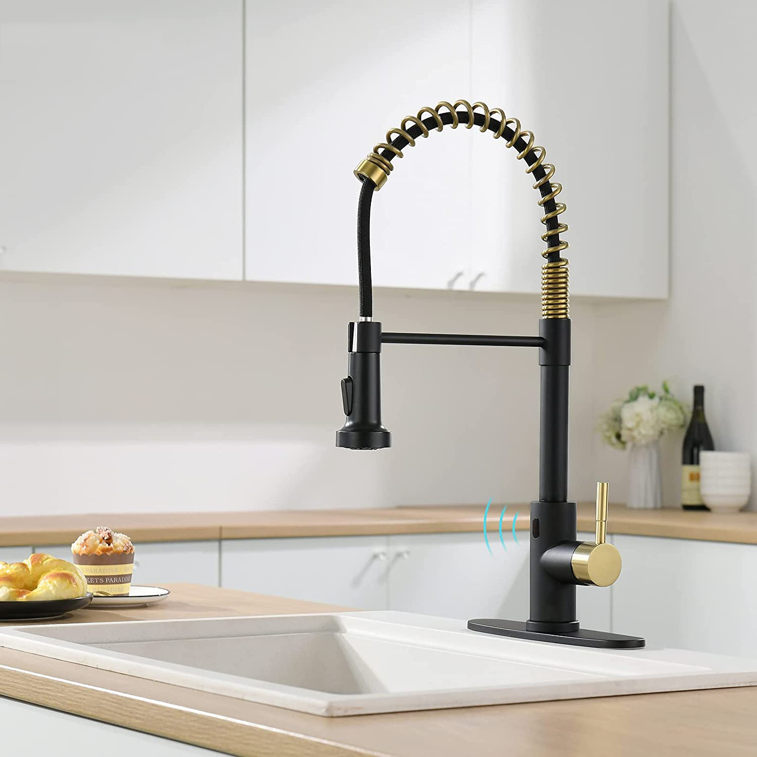 High Quality cUPC Kitchen Faucet with Pull Down Sprayer High Arc Single Handle Spring Kitchen Sink Faucet