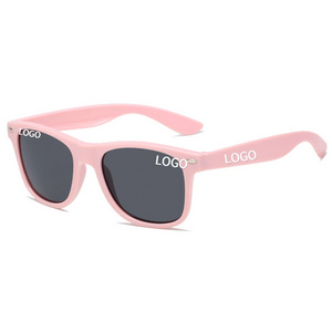 2023 Wholesale Custom Logo Promotional Female Sunglasses Square Lentes De Sol Women Men Black Shades Pink Sunglasses Wholesale