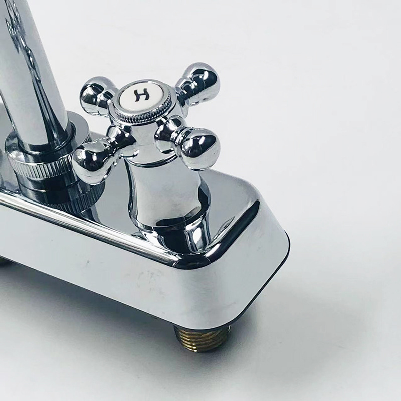 2023 Cold and hot water tank mixer faucet deck installation brass body plastic double handle luxury kitchen faucet