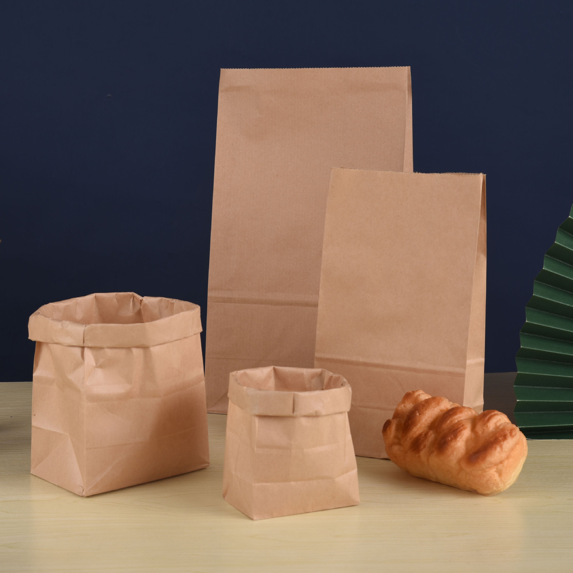 Custom Design Food Grade Kraft Paper Bag without handle SOS Brown  bread Package Carrying Bag