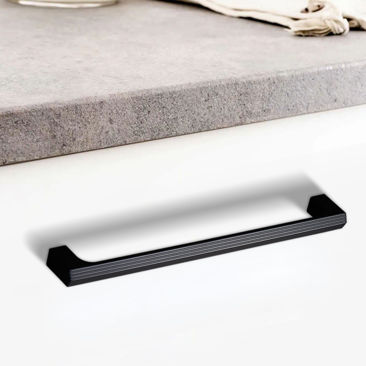 HONGHUI Wholesale kitchen cabinet handles matte black and brass handles and knobs for kitchen cabinet