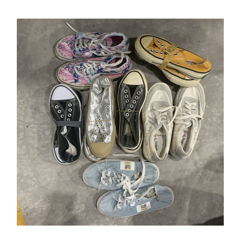 Used shoes in bales quality second hand brand casual canvas sneakers shoes in bulks mixed styles for women and men