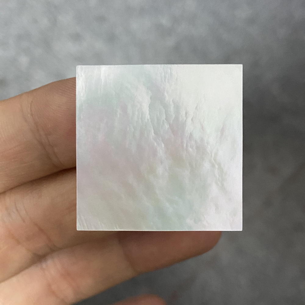 HQ GEMS Hight Quality 30X30x1.5mm Natural White Mother Of Pearl Square Sheet Shell Price