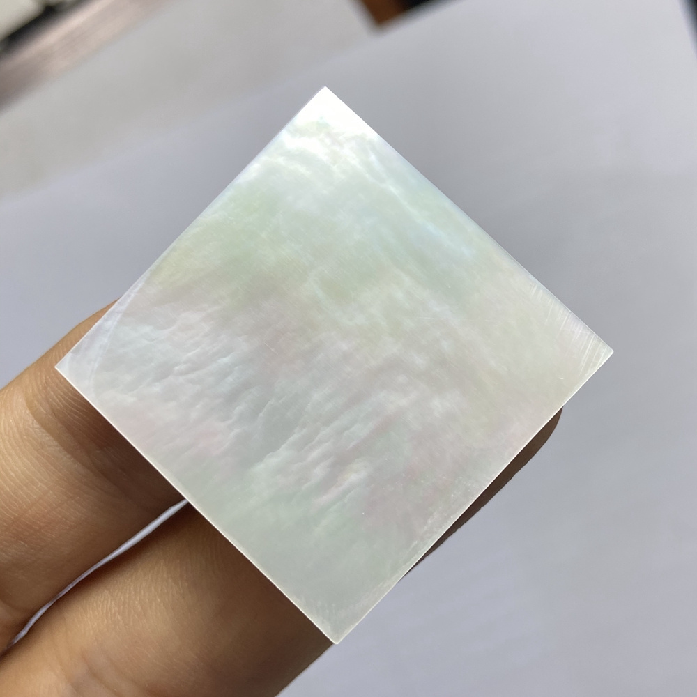 HQ GEMS Hight Quality 30X30x1.5mm Natural White Mother Of Pearl Square Sheet Shell Price