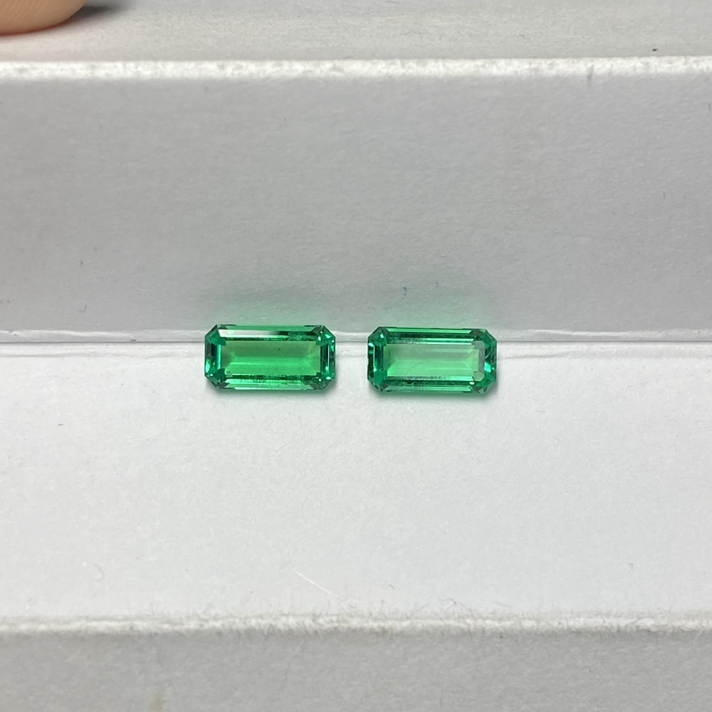 Octagon Cut Green Colombian Emerald 4x8mm Loose Emerald Gemstone With Certificate