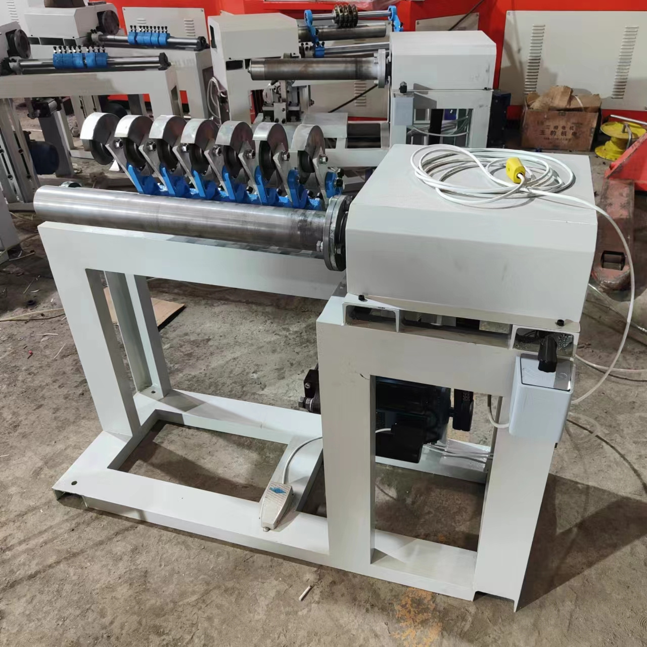 Manual paper core cutting machine paper tube cutter semi-automatic paper core cutter