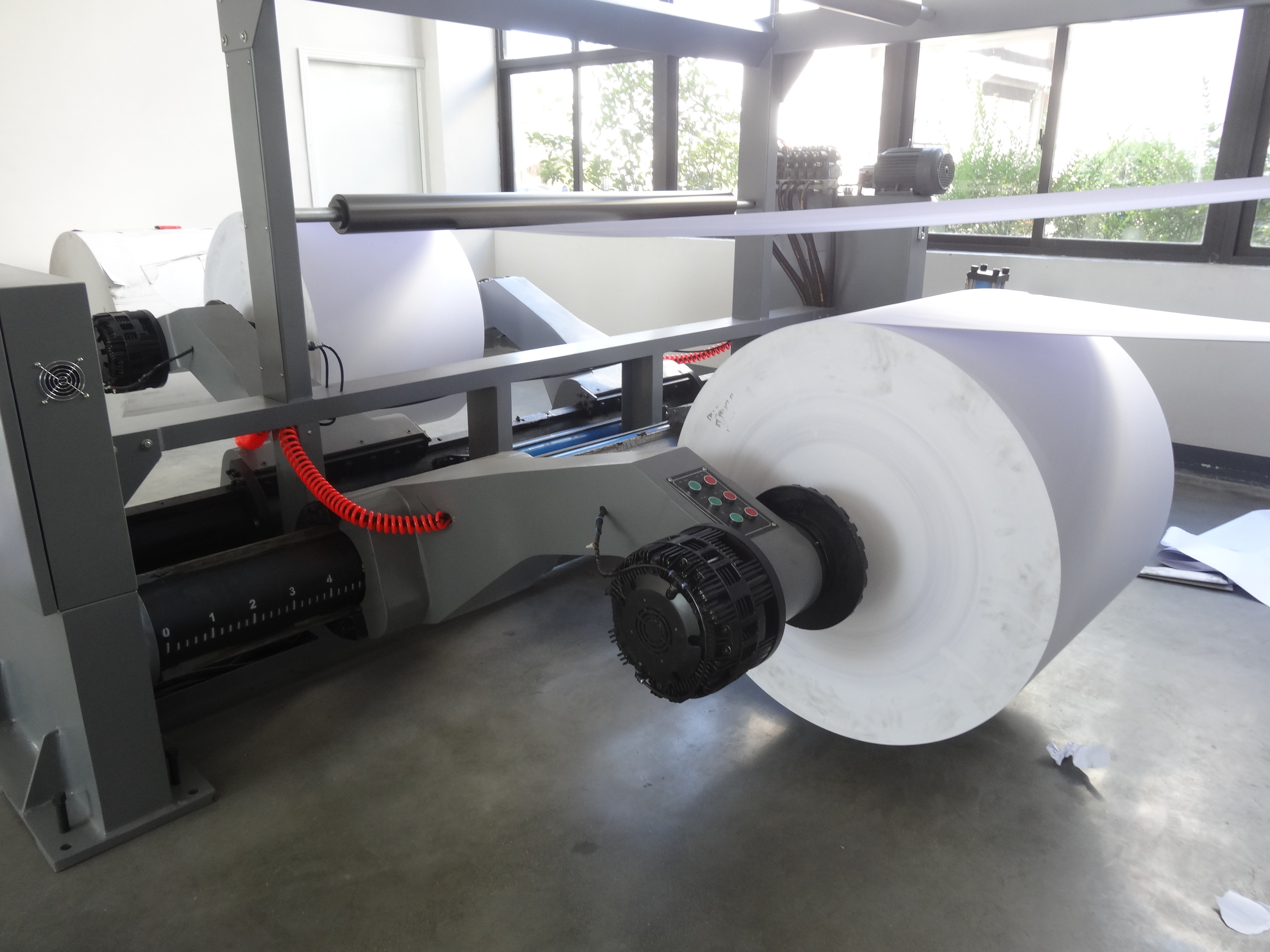 KINGSUN KS-1400A Model Servo Control Roll Sheeter Automatic Paper Reel to Sheet Cutting Machine