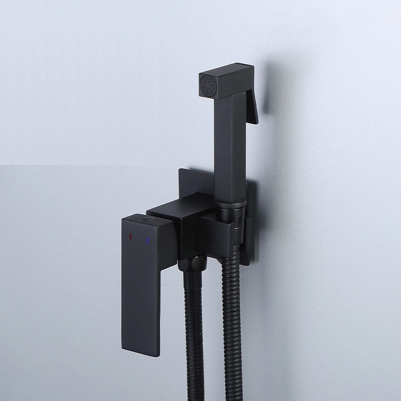 Square design matte black color wall mounted hot cold water high pressure single handle toilet brass bidet faucet mixer