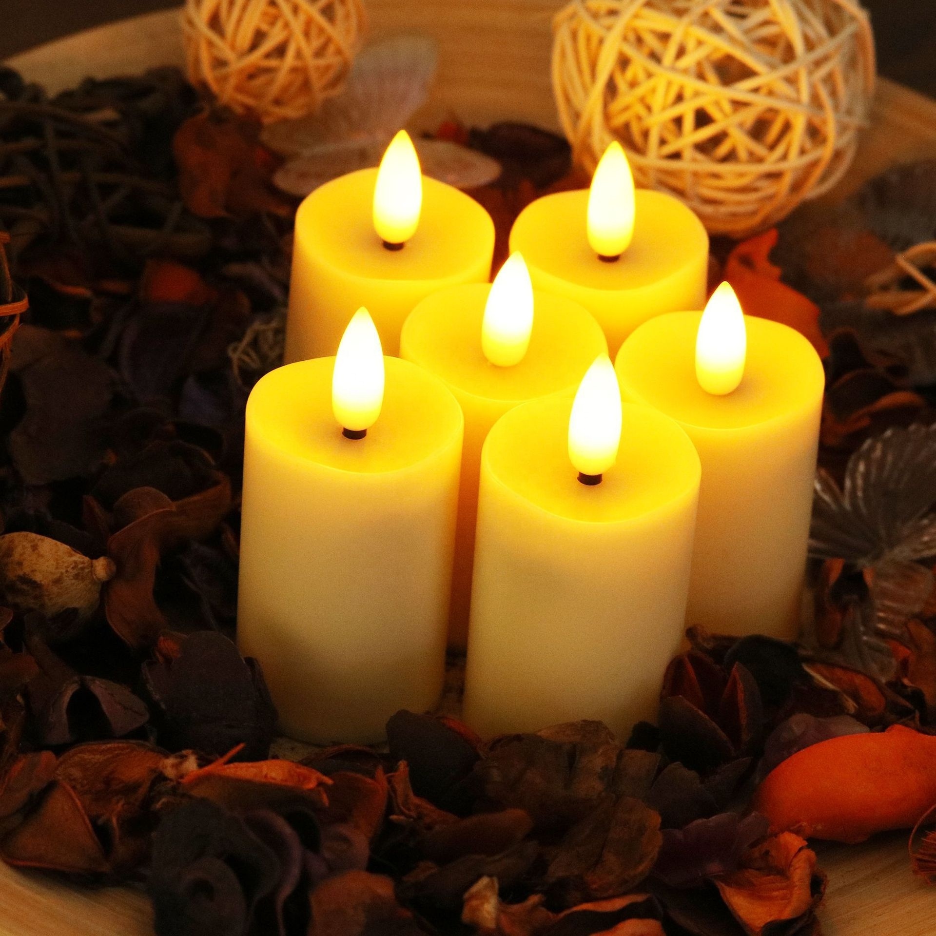 3in Type-C Rechargeable Warm White Long-lasting Plastic Flameless Flickering Timer Remote LED Tealight Candles for Home Decor