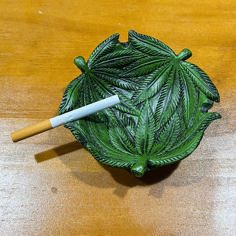 Green Leaf Resin Custom Ashtray Resin Ashtray