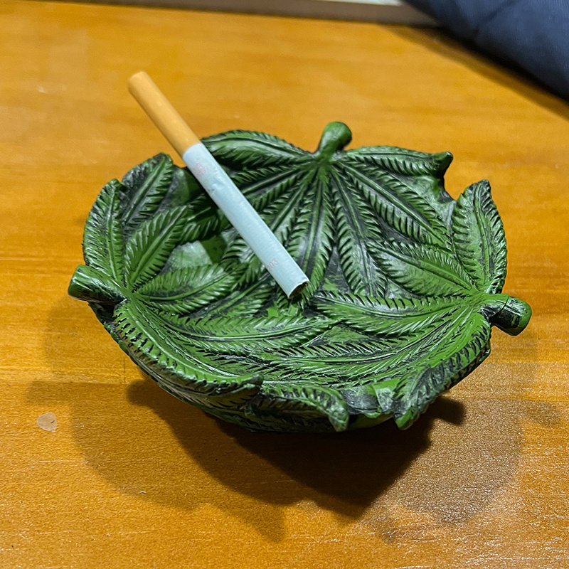 Green Leaf Resin Custom Ashtray Resin Ashtray